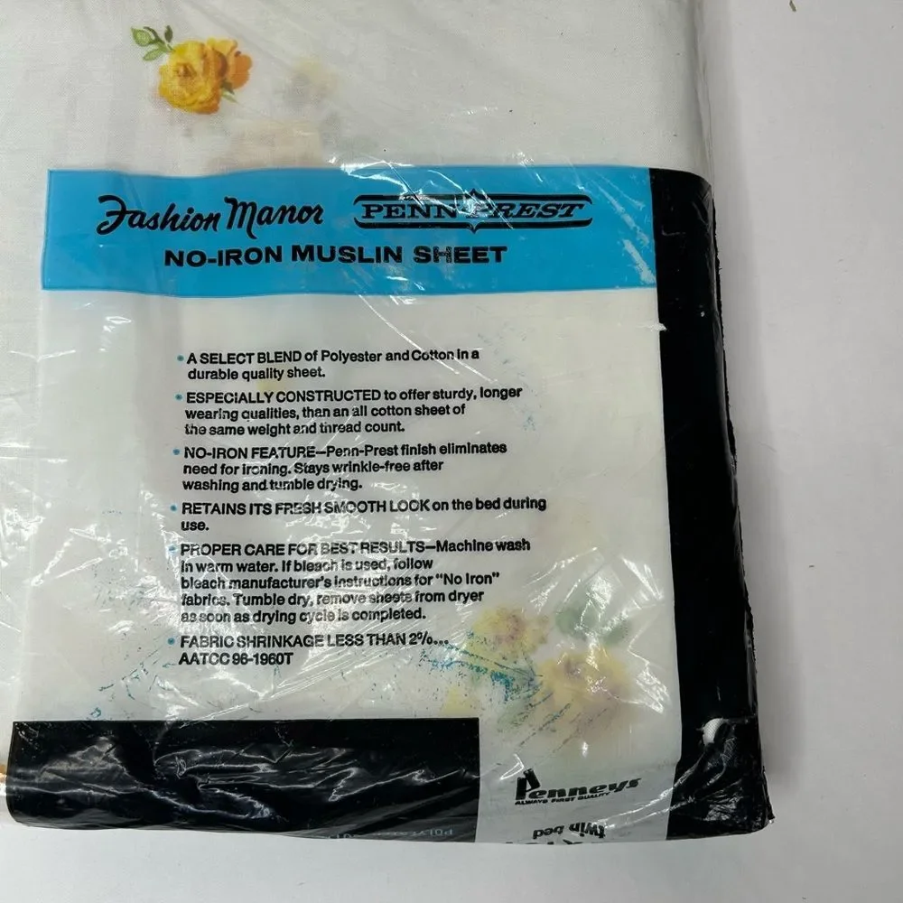 New deadstock vintage 70s 1970s JCPenney Yellow flower Floral flat Sheet